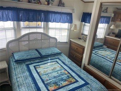 Welcome to Paradise !! This 2-bedroom, 1.5-bath, Beach themed - photo 13