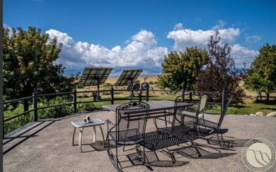 This custom-built Montana home features 2376+/- SQ/Ft of living - photo 17