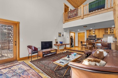 Spacious and Stylish Golf Course Condo (unit #6) Discover 2,410 - photo 30