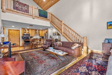Spacious and Stylish Golf Course Condo (unit #6) Discover 2,410 - photo 31