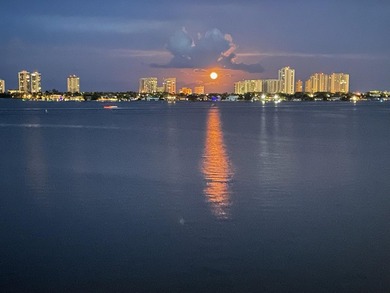 Enjoy sweeping, panoramic Intracoastal views from every room in - photo 32