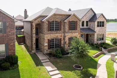Lake Home For Sale in Aubrey, Texas