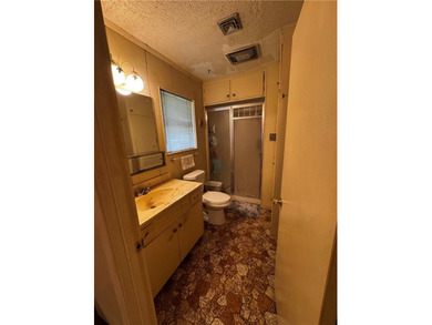 BRING ALL OFFERS! Being sold as is! Come make it yours! Tucked - photo 8