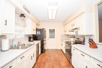 PRICE IMPROVEMENT!! Welcome home to this beautiful 3-bedroom - photo 11