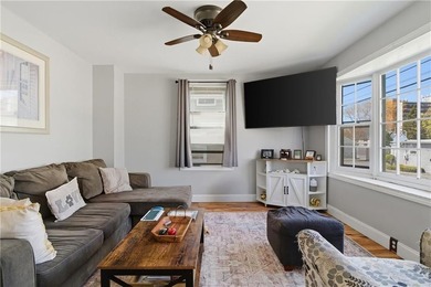 Welcome home to this charming Colonial in the heart of - photo 11