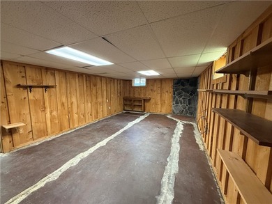 Welcome to this charming 3-bedroom, 1-bath ranch, perfectly - photo 13