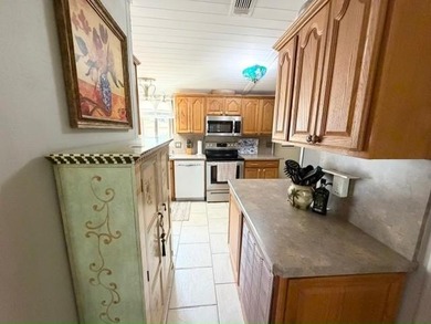Golf Course Living w/ Comfort & Style! Well-maintained - photo 13