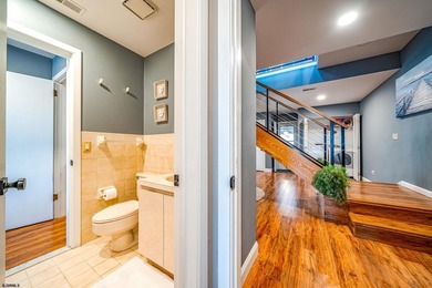 Beautifully updated 4-bedroom, 2.5-bath BEACHFRONT Townhouse - photo 14