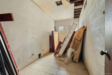 Great Industrial/Business/Commercial Building. One story - photo 15