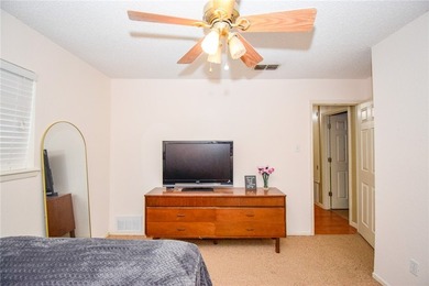 PRICE IMPROVEMENT!! Welcome home to this beautiful 3-bedroom - photo 17