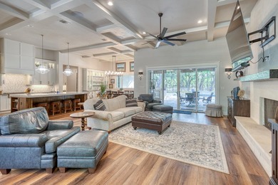 Estate living in the prestigious gated Horseshoe Bay equestrian - photo 9
