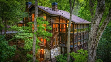WOW! A rare offering unlike anything else on the market, this - photo 1