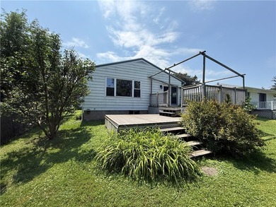 Welcome to this charming 3-bedroom, 1-bath ranch, perfectly - photo 25