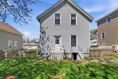 Welcome home to this charming Colonial in the heart of - photo 26