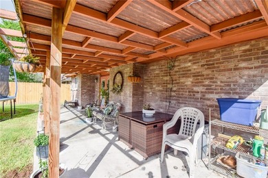 PRICE IMPROVEMENT!! Welcome home to this beautiful 3-bedroom - photo 28