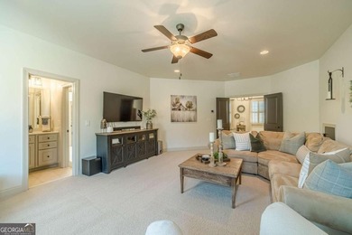 Welcome home to this beautifully designed residence offering - photo 44