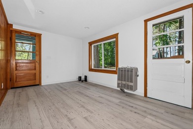 Enjoy carefree Northwoods living in this cozy 2-bedroom, 1-bath - photo 11