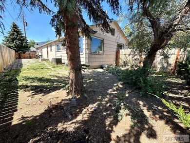 Welcome home to this adorable and conveniently located, 3 - photo 14