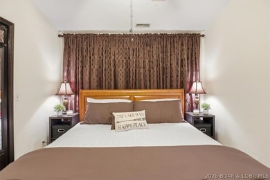 Welcome to your perfect lakeside escape! This beautifully - photo 15