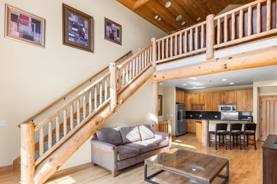 Unit 10 - Expansive Living with Golf Course Views With 2,410 sq - photo 15