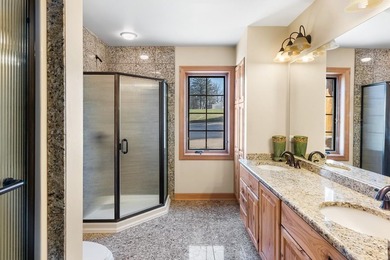 Unit 10 - Expansive Living with Golf Course Views With 2,410 sq - photo 16