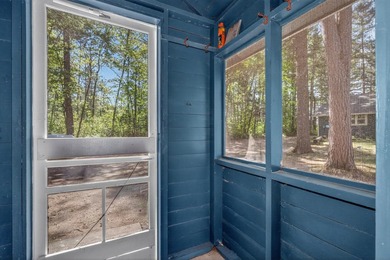 Enjoy carefree Northwoods living in this cozy 2-bedroom, 1-bath - photo 20