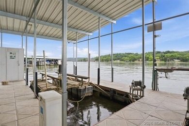 Welcome to your perfect lakeside escape! This beautifully - photo 22