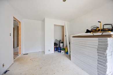 NEW LAKEVIEW BUILD nearing completion. Expected completion June - photo 23