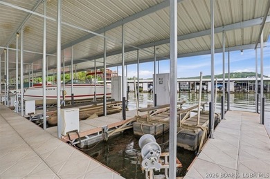 Welcome to your perfect lakeside escape! This beautifully - photo 29