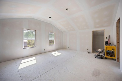 NEW LAKEVIEW BUILD nearing completion. Expected completion June - photo 34