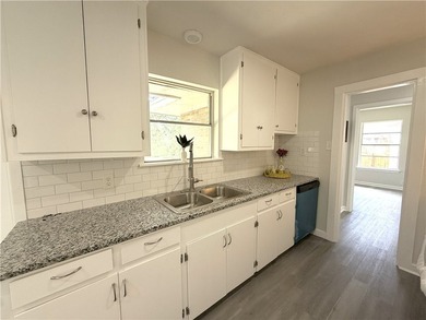 Brand New AC and Roof Replaced in 2024! Welcome to 4638 Arlene - photo 9