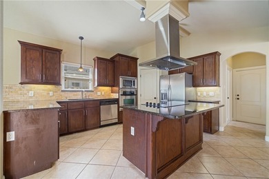 Big REDUCTITON: Seller says sell:This beautiful home in - photo 8