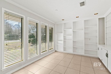 Welcome to 100 Dewitt Circle in the highly desirable Lake Forest - photo 31