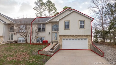 Lake Townhome/Townhouse For Sale in Lake Ozark, Missouri