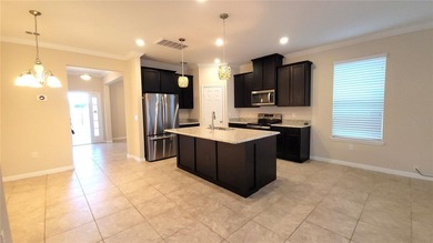 Winter Garden - Rare, immaculate end-unit townhome in highly - photo 13