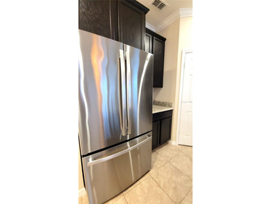 Winter Garden - Rare, immaculate end-unit townhome in highly - photo 16