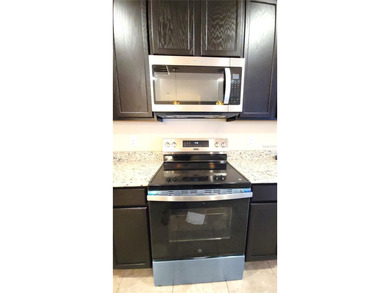 Winter Garden - Rare, immaculate end-unit townhome in highly - photo 17