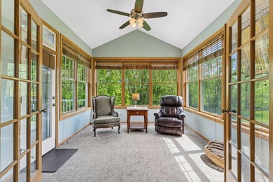 Welcome to an exceptional villa opportunity in the highly - photo 22