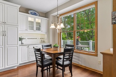Welcome to an exceptional villa opportunity in the highly - photo 24