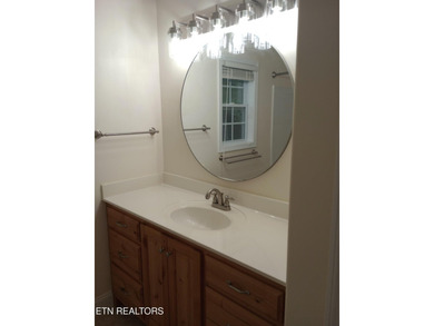 Beautiful all brick home on large lot in great neighborhood with - photo 26