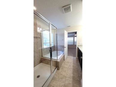 Winter Garden - Rare, immaculate end-unit townhome in highly - photo 26