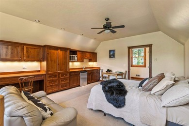 Welcome to this private and picturesque retreat nestled near the - photo 30