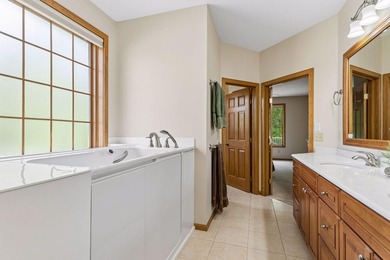 Welcome to an exceptional villa opportunity in the highly - photo 36