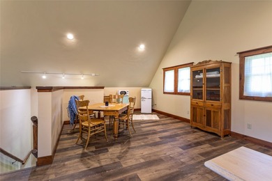 Welcome to this private and picturesque retreat nestled near the - photo 40