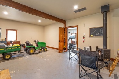 Welcome to this private and picturesque retreat nestled near the - photo 41