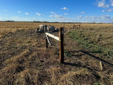 120 +/- acres Hurricane Lake Roberts County, SD. 106 +/- of - photo 54