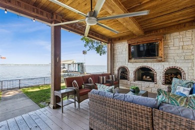 Cedar Creek Lake Home For Sale in Mabank Texas