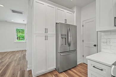 West Ashley's best kept secret! Gorgeous New Construction this - photo 17