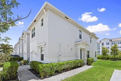 Built in 2023, this well maintained 3 bedroom, 2.5 bathroom - photo 17