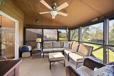 Impeccably furnished and decorated, this condo is a must see! - photo 20